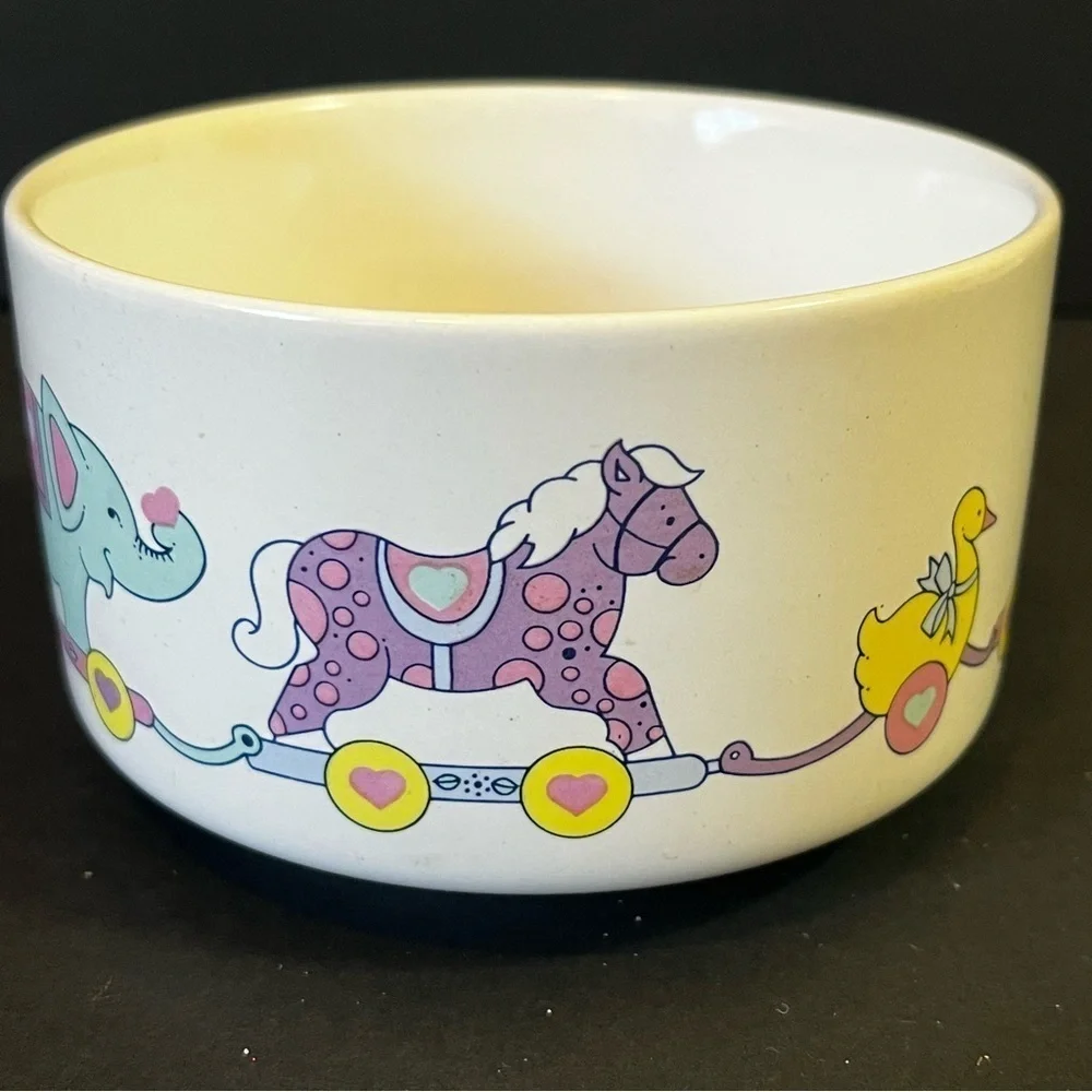 Vintage 1980s Animal Circus Train Wagon Bowl Pastel Retro Ceramic Nursery